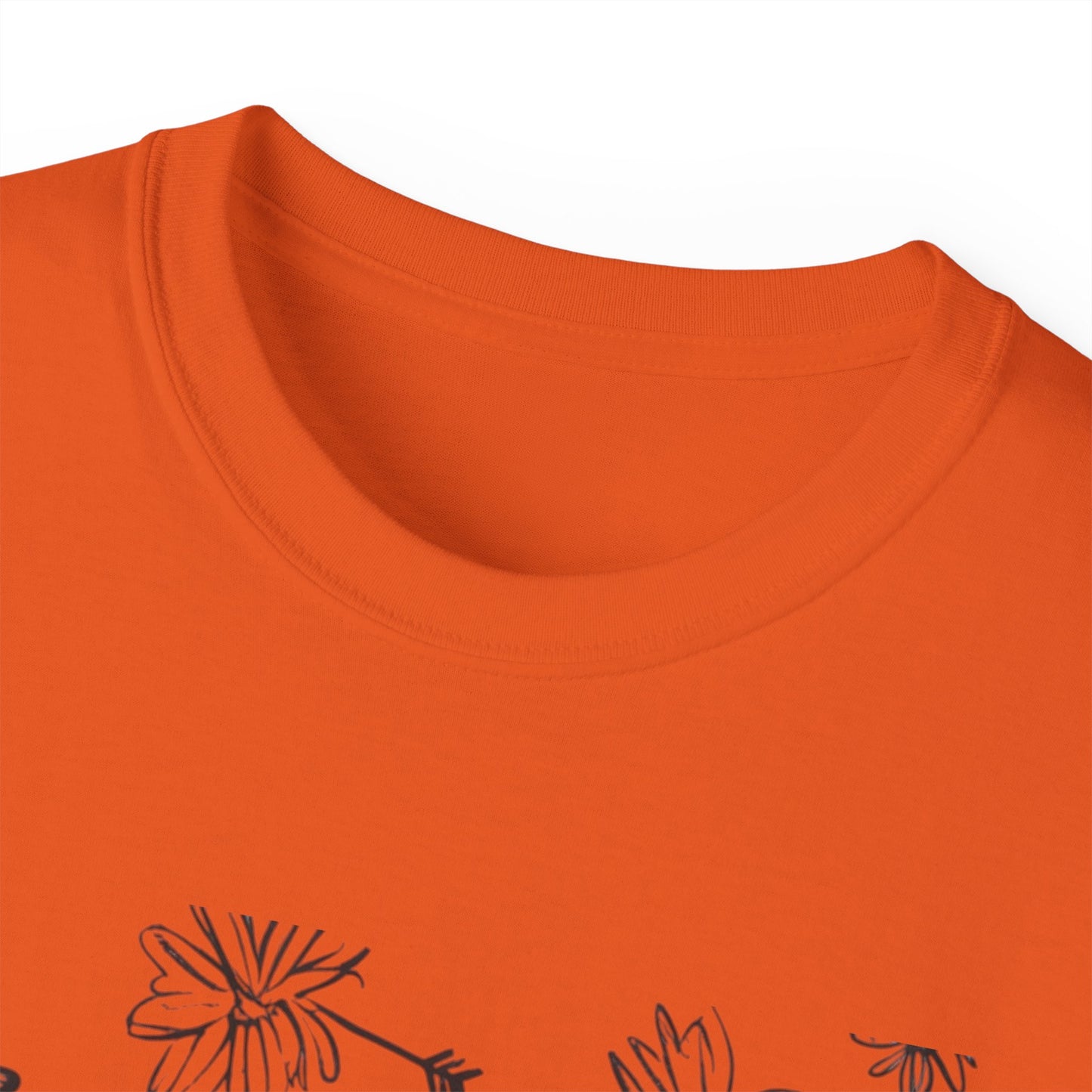 Maglietta Love Floral Ultra Cotton - Maglietta carina e comoda per ogni occasione