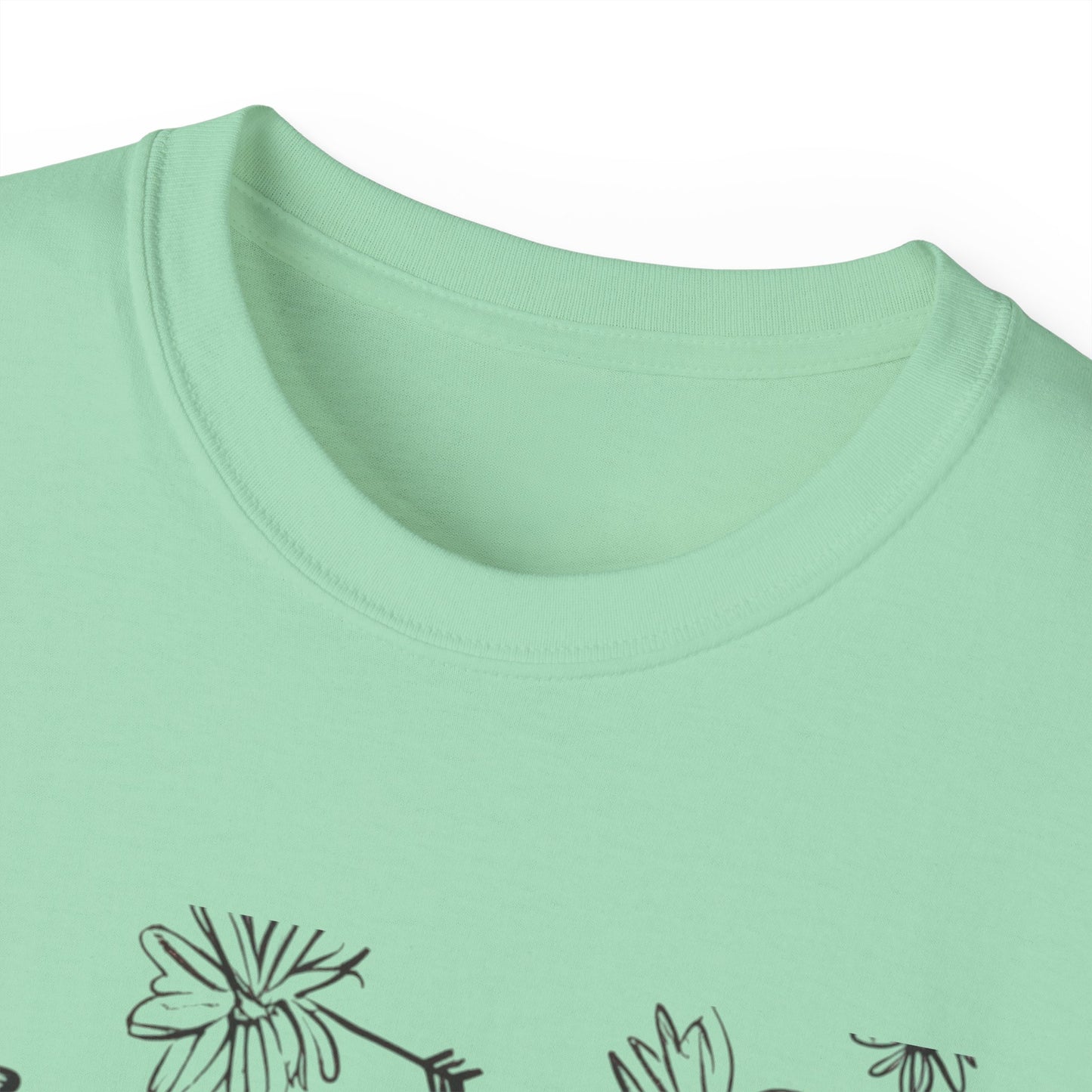Maglietta Love Floral Ultra Cotton - Maglietta carina e comoda per ogni occasione
