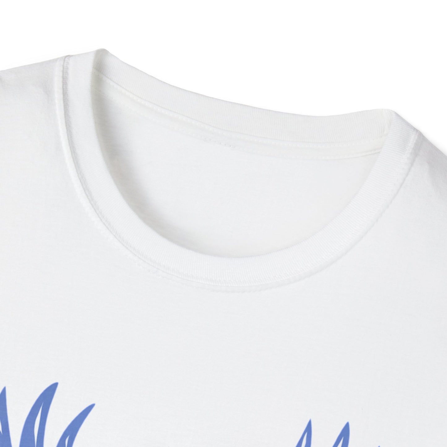Blue Bird Graphic Womens T-Shirt, Casual Wear, Gift for Bird Lovers, Nature-Themed Apparel, Comfortable Everyday Tee