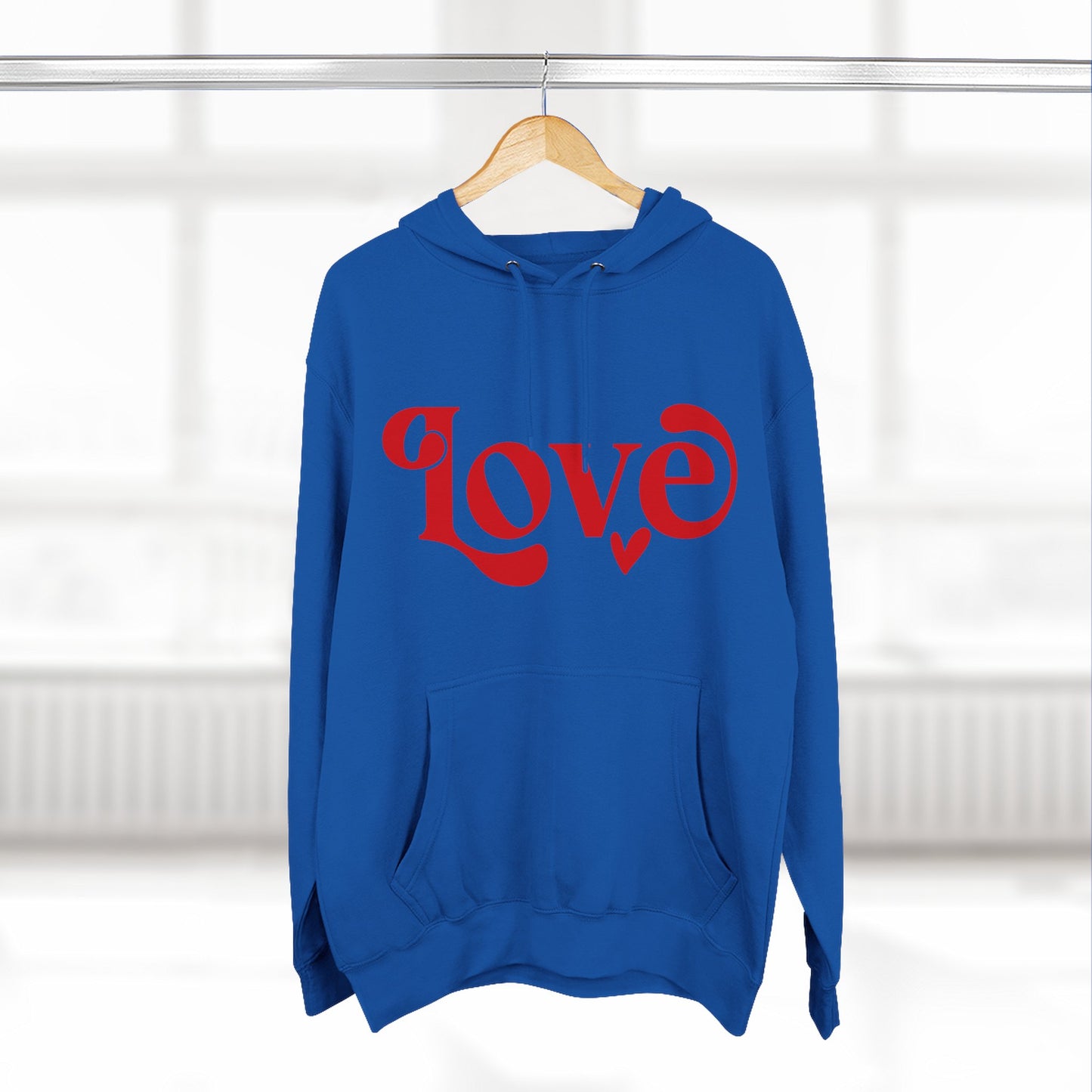 Sudadera con capucha de polar de tres paneles con gráfico Love