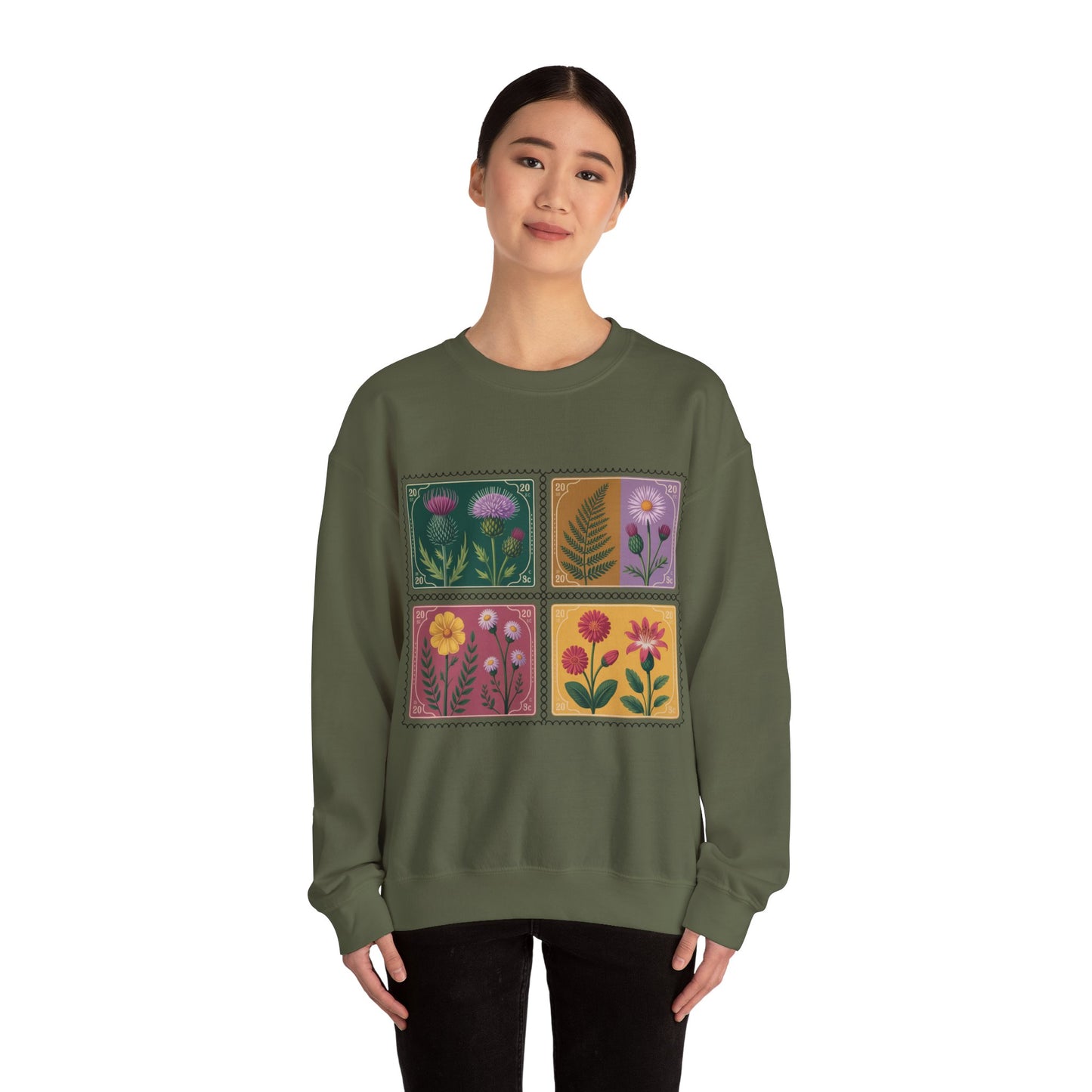 Woman Heavy Blend™ Crewneck Sweatshirt