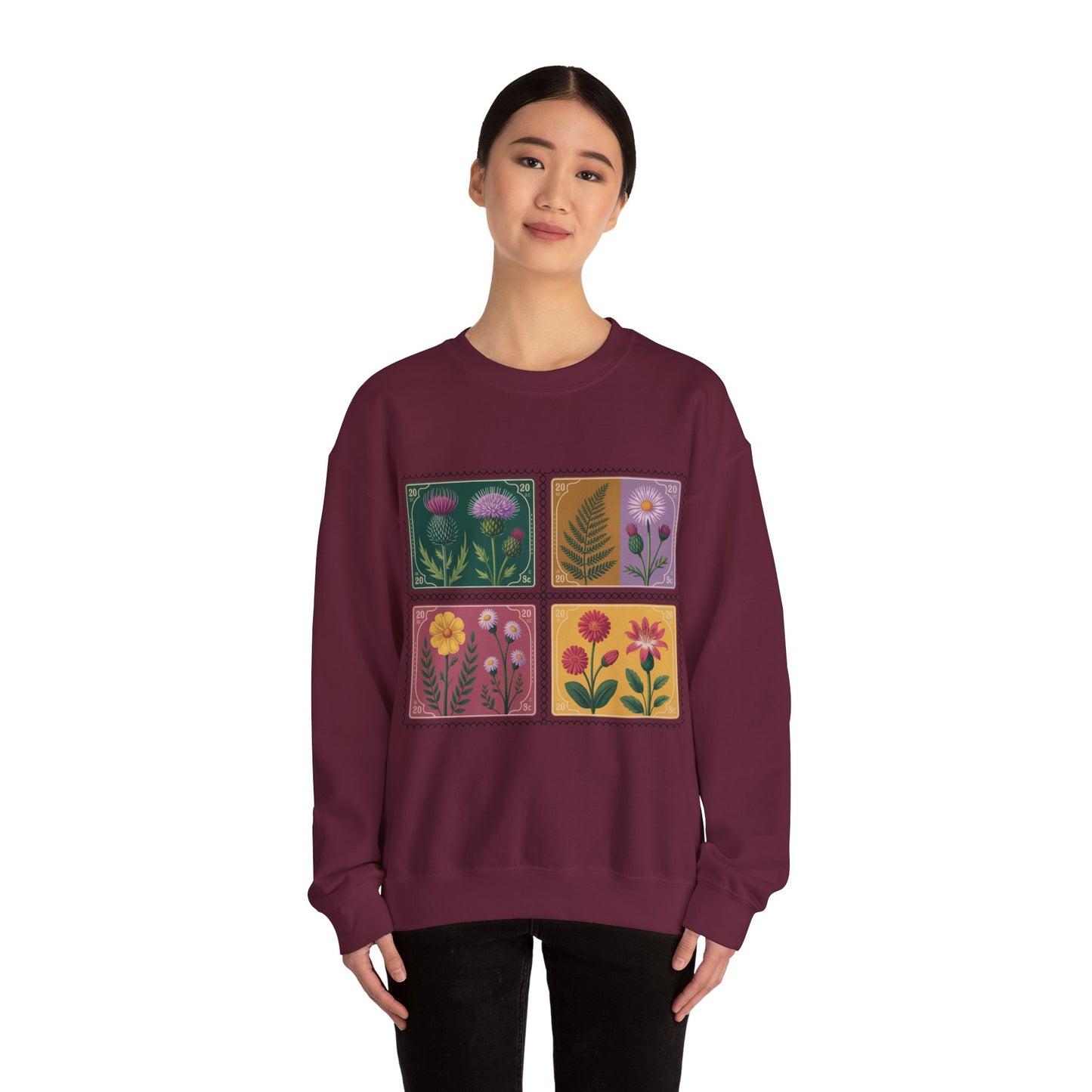 Woman Heavy Blend™ Crewneck Sweatshirt