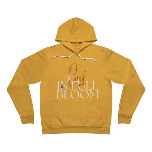Sudadera con capucha de polar con estampado de corazones: cómoda y elegante para todas las ocasiones 