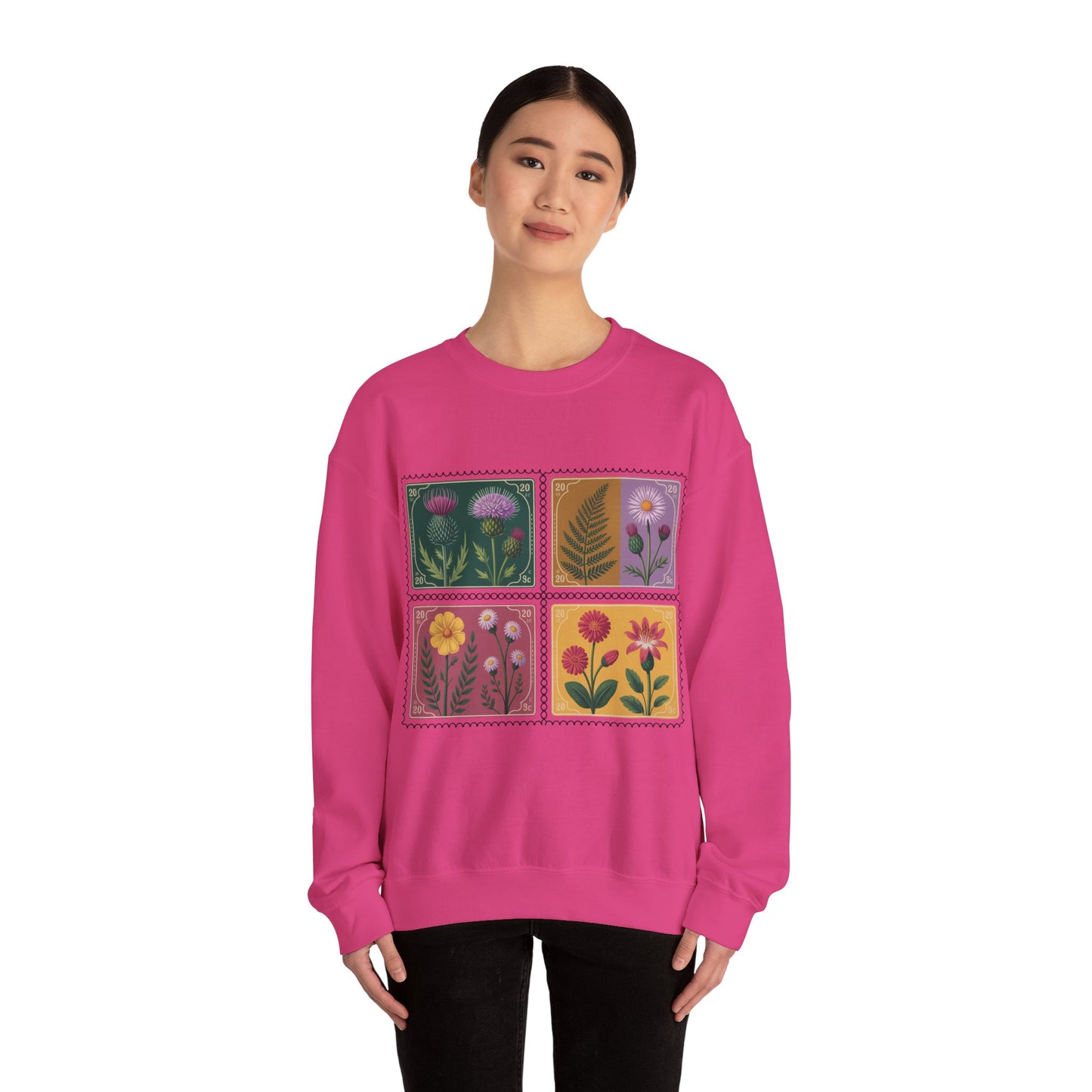 Woman Heavy Blend™ Crewneck Sweatshirt